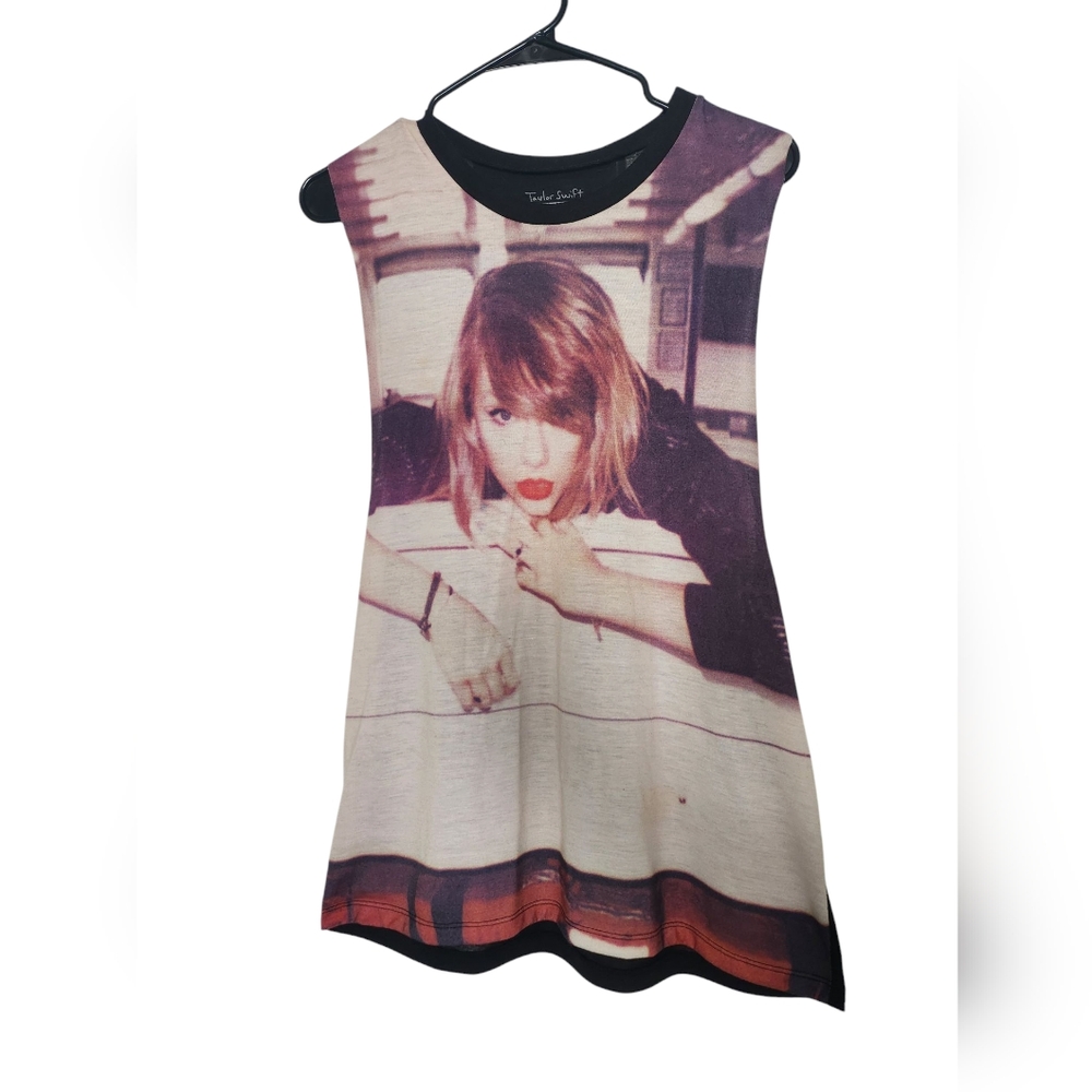 Rare OFFICAL taylor swift 1989 muscle tank top